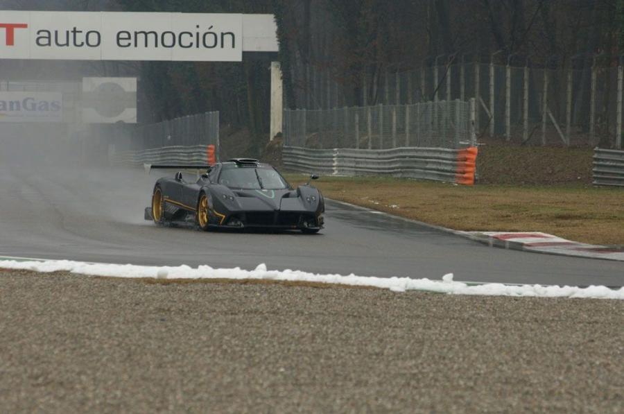  Pagani Zonda R 2009 года  (фото 30 из 73)
